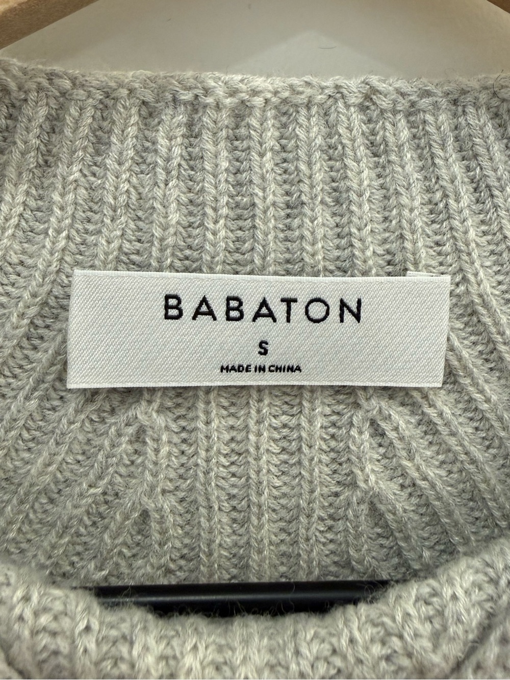 Aritzia Babaton Chalmers Sweater Mock-neck gray Size small soft wool linen blend - Picture 9 of 12